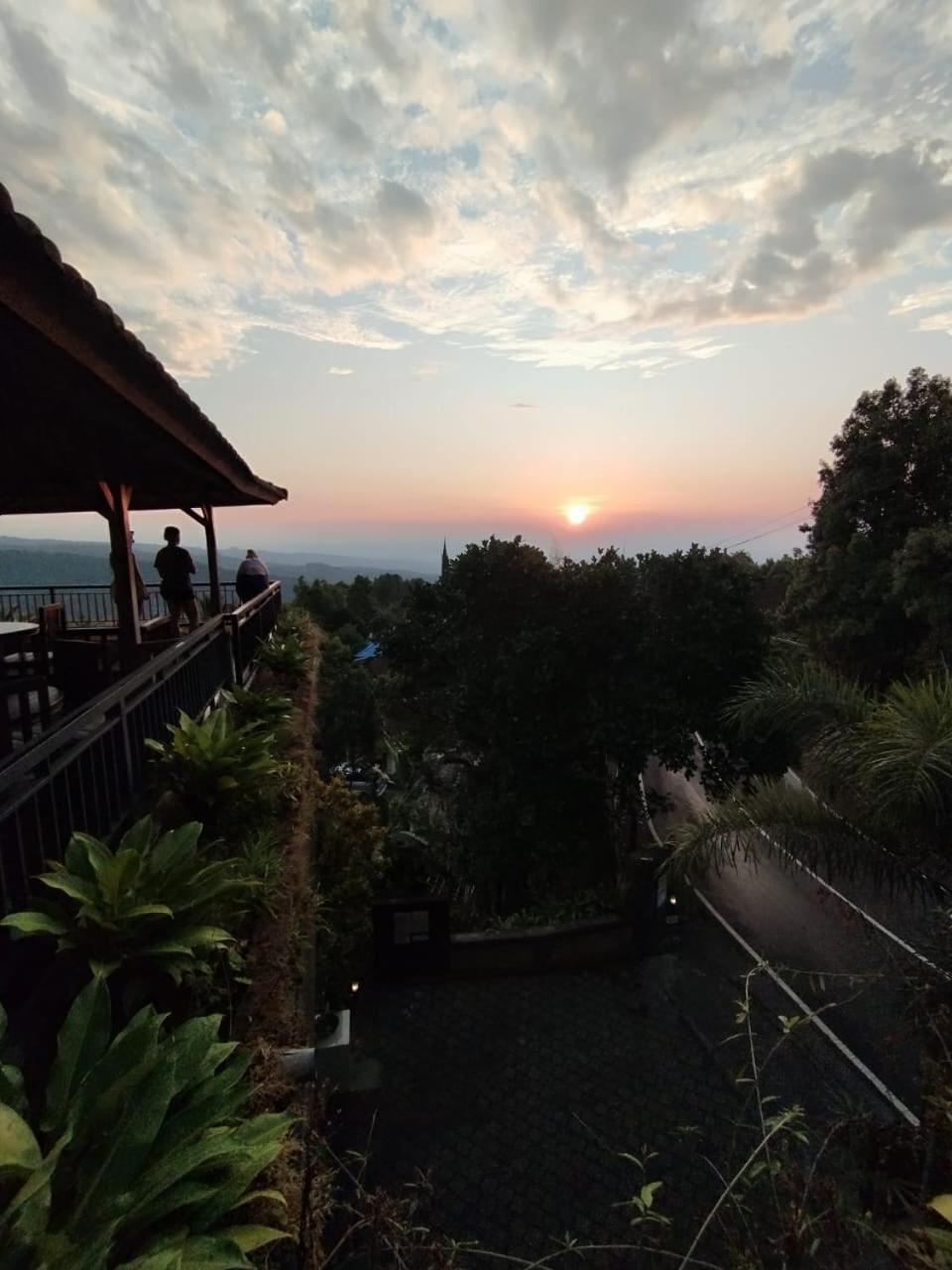 Singaraja Bali Munduk Delux Bungalow Villa מראה חיצוני תמונה